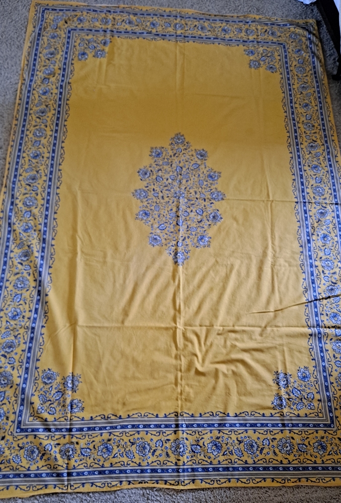Poupees Yolande cotton tablecloth